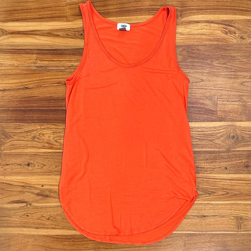 Old Navy Orange Curve Hem Tank Size Medium